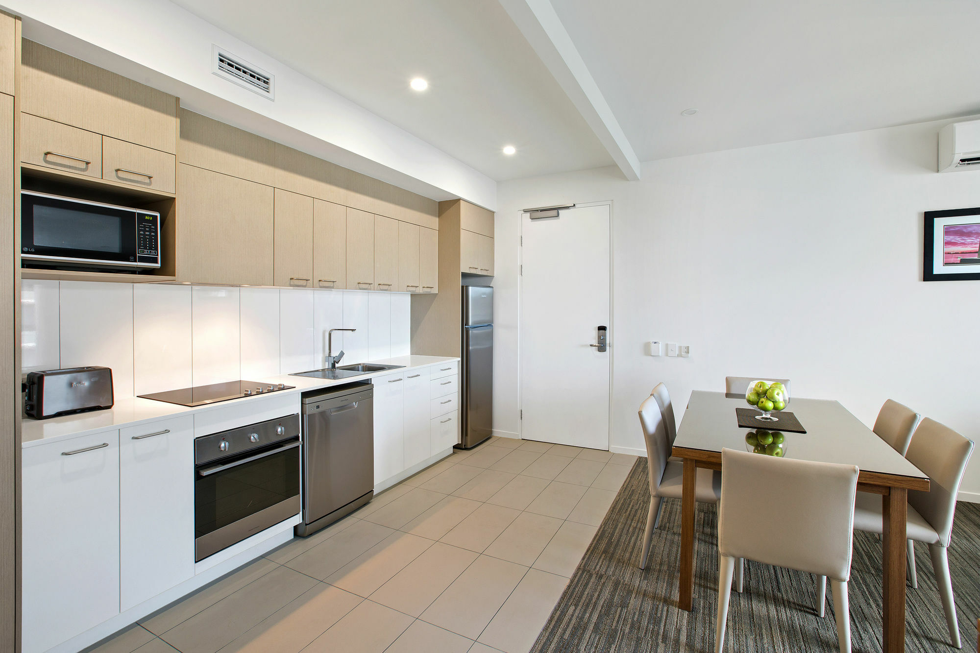 Quest Chermside On Playfield 4* Brisbane